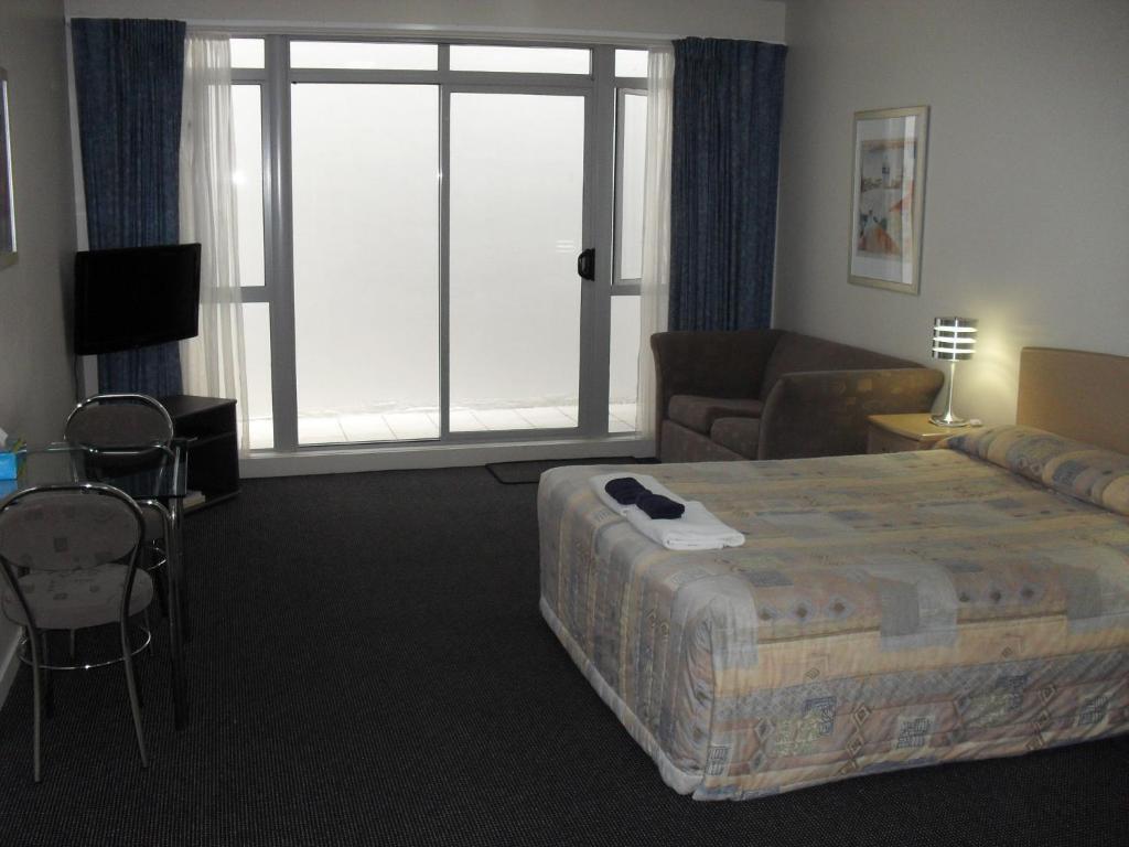 Victoria Hotel Suites Hamilton Quarto foto